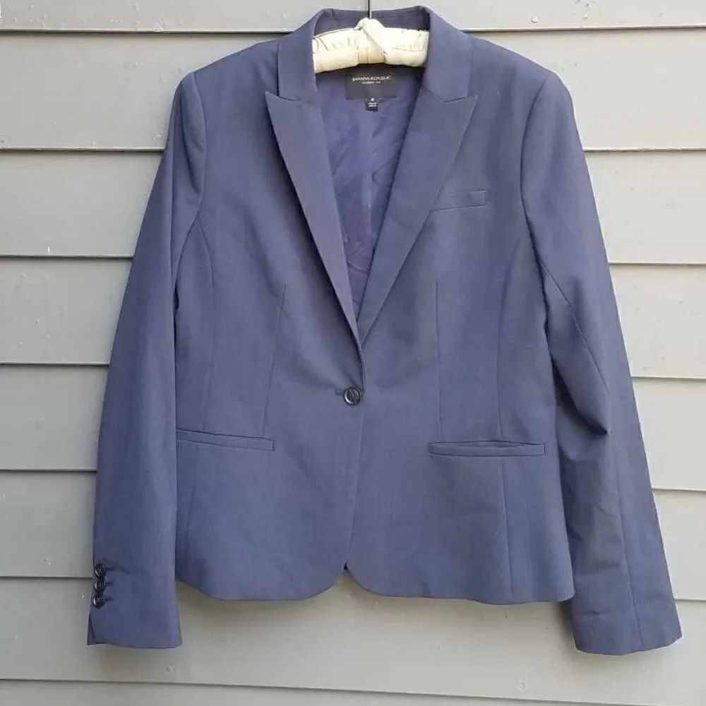 NWOT Banana Republic Blue Classic Fit Blazer size 8